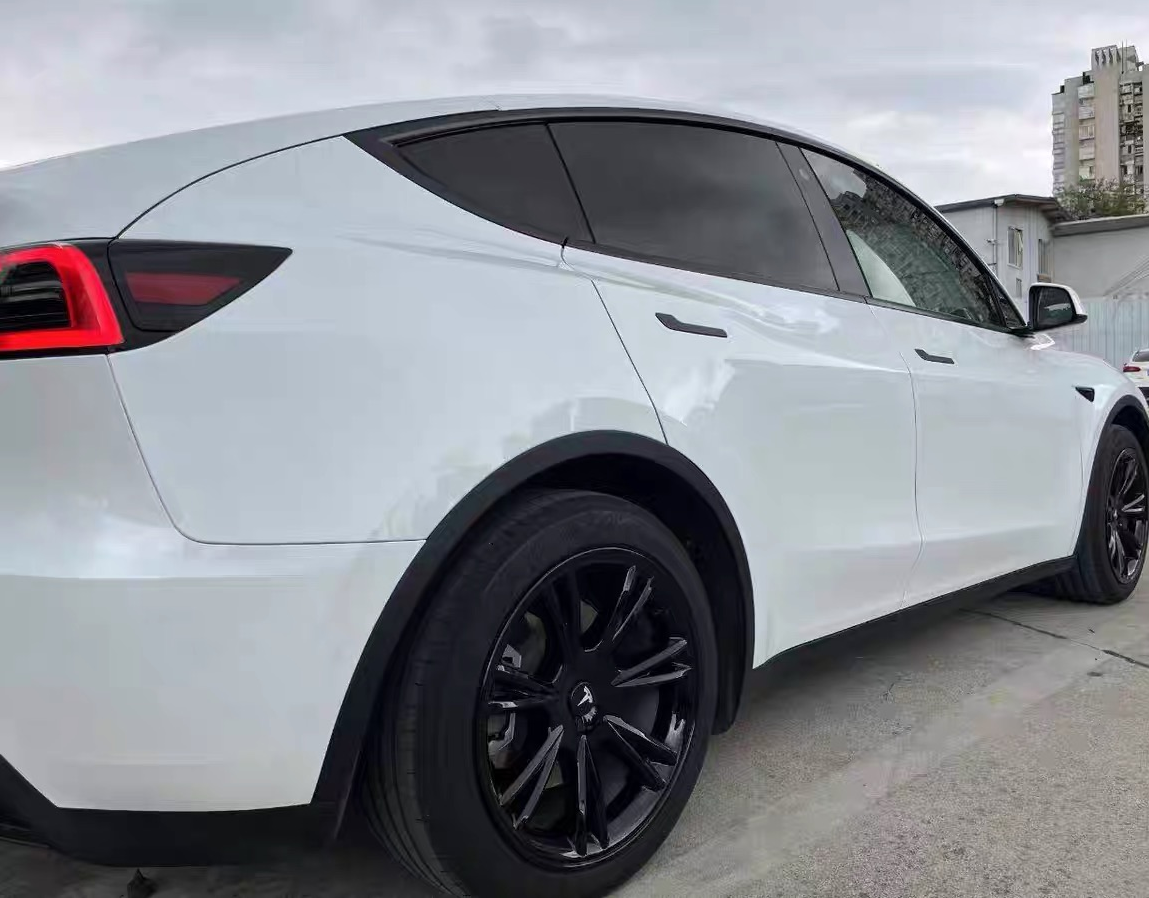 Wheels Covers for Tesla Model Y 19-Inch Gemini Wheels - Sporty style and symmetry