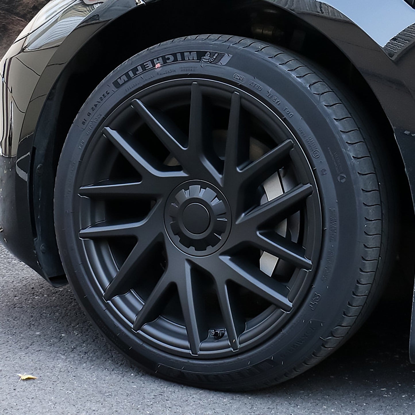 Tesla Aero Wheel Cover for 2024+ New Model 3 Highland 18'' Photon Wheels